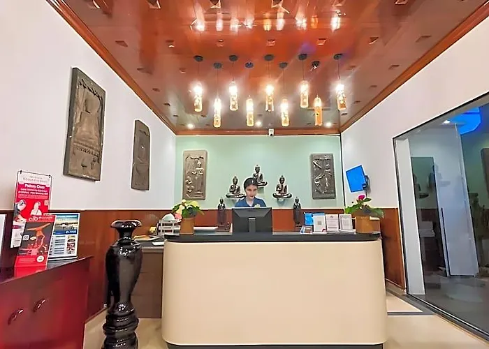 The Center Point Hotel 4*